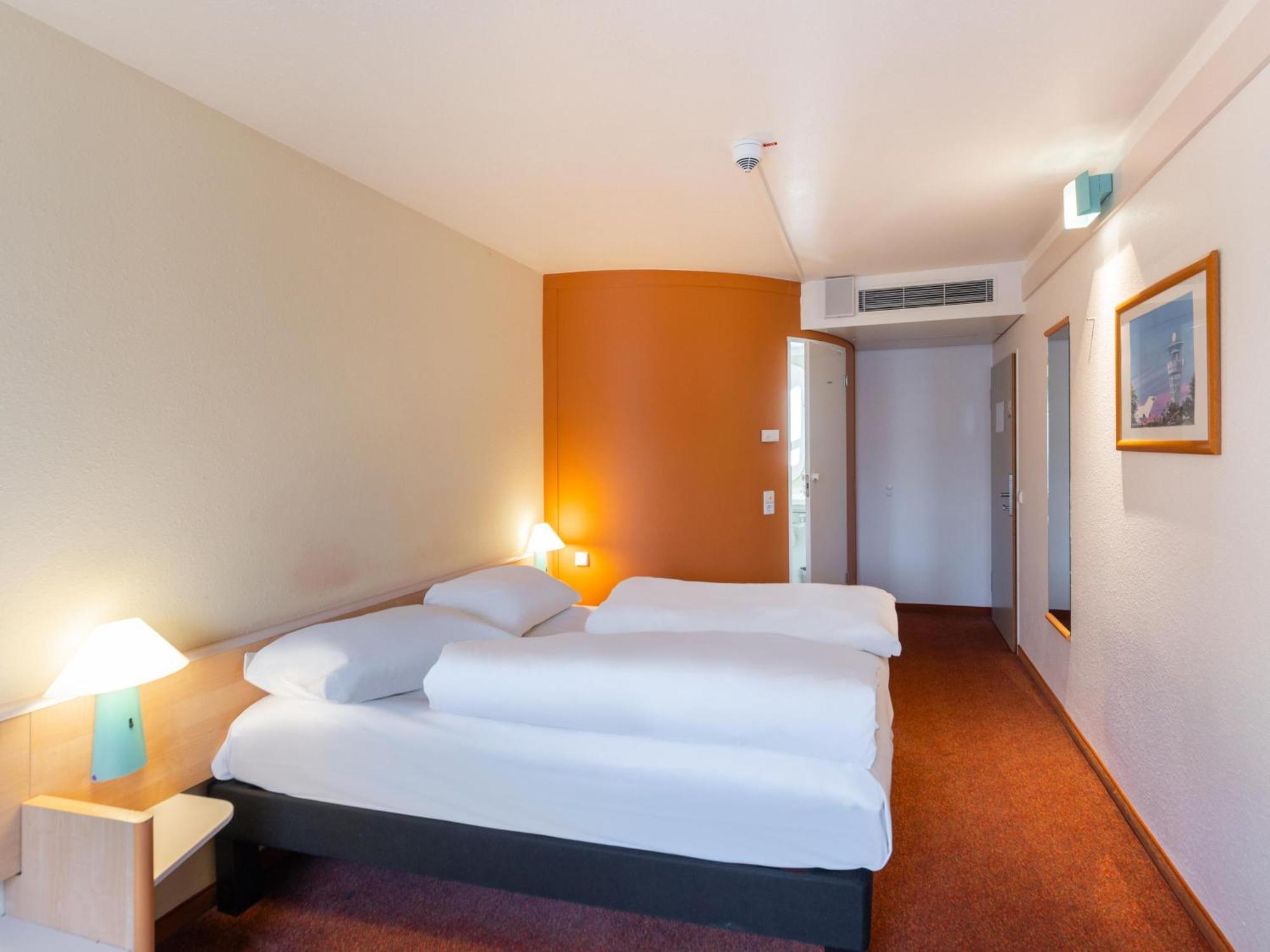 B&B Hotel Wuppertal-City Εξωτερικό φωτογραφία