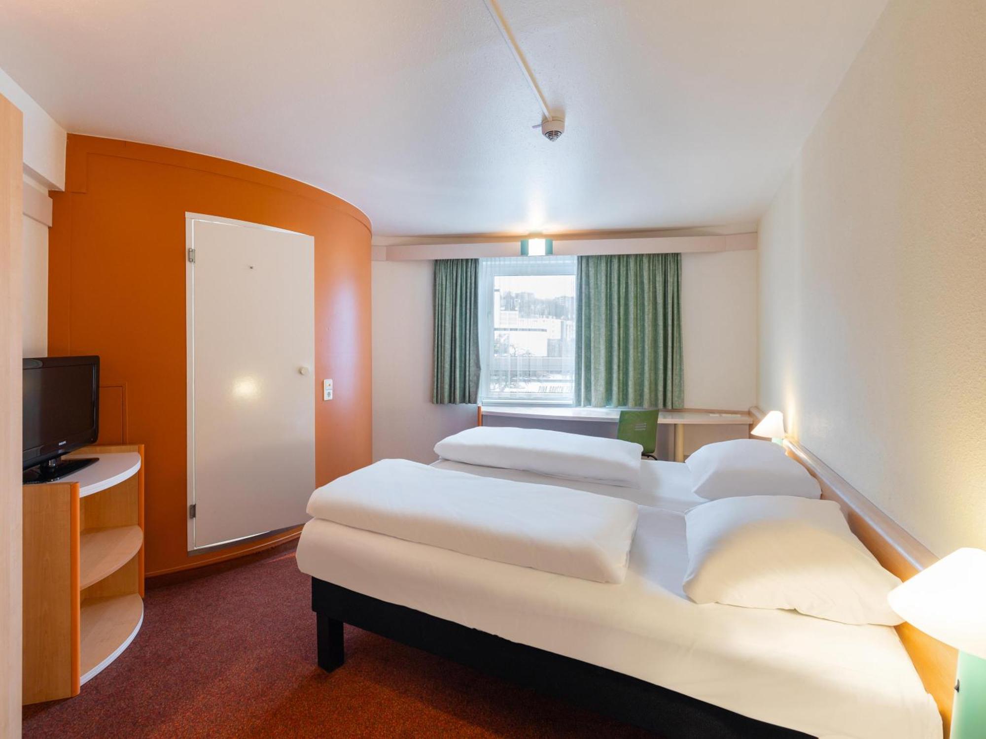B&B Hotel Wuppertal-City Εξωτερικό φωτογραφία