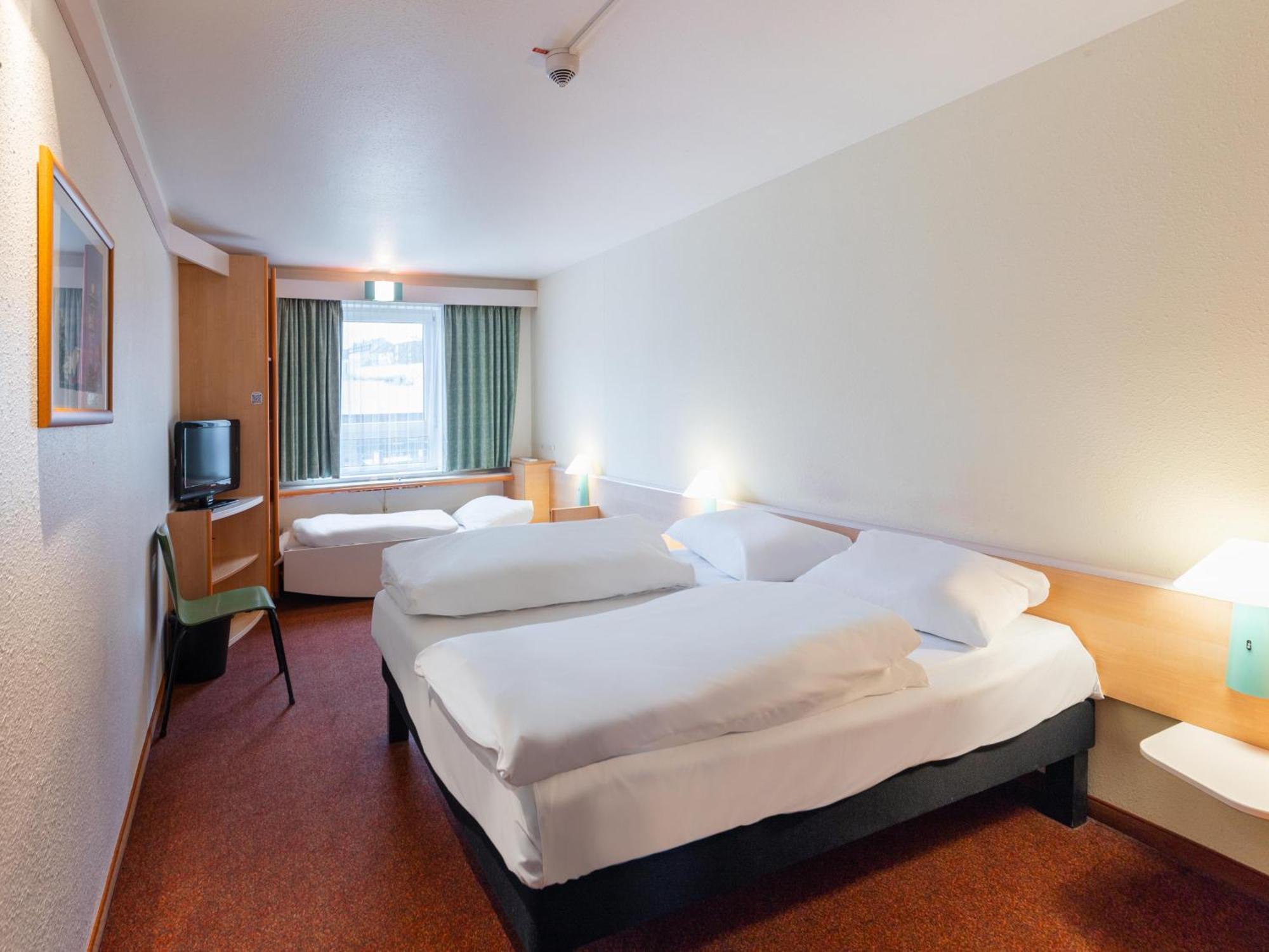 B&B Hotel Wuppertal-City Εξωτερικό φωτογραφία