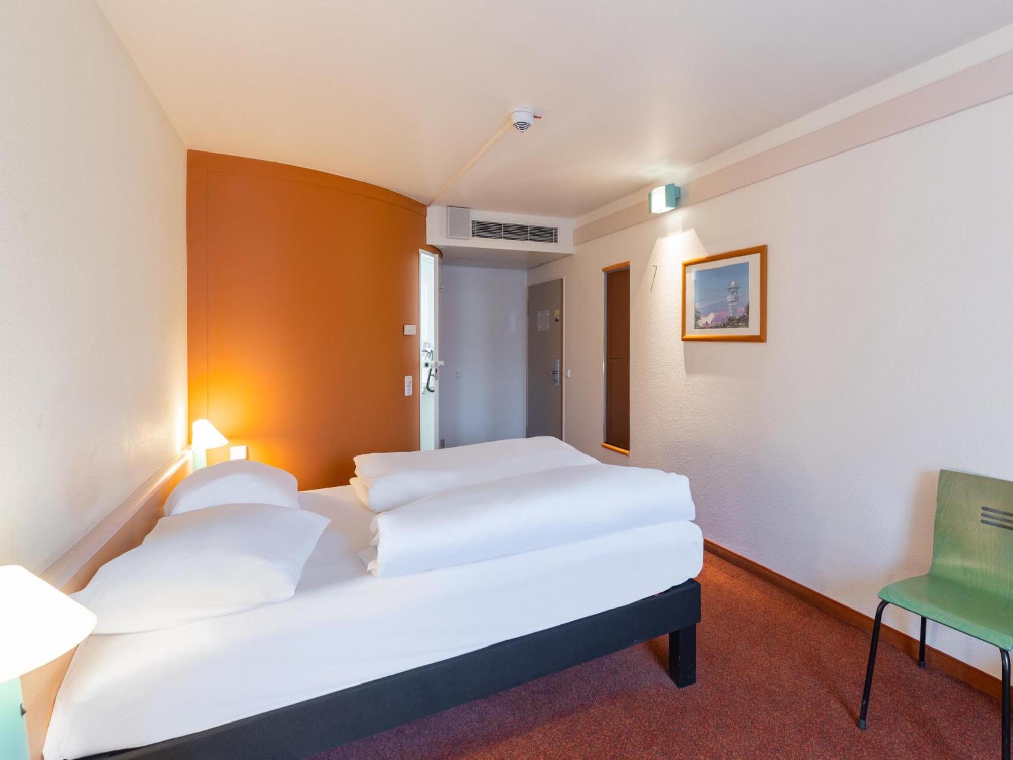 B&B Hotel Wuppertal-City Εξωτερικό φωτογραφία