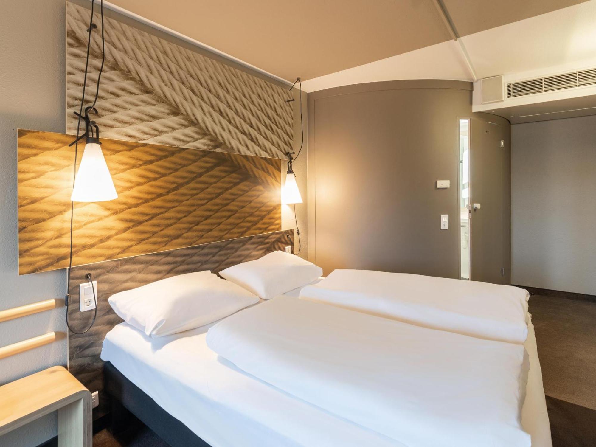 B&B Hotel Wuppertal-City Εξωτερικό φωτογραφία