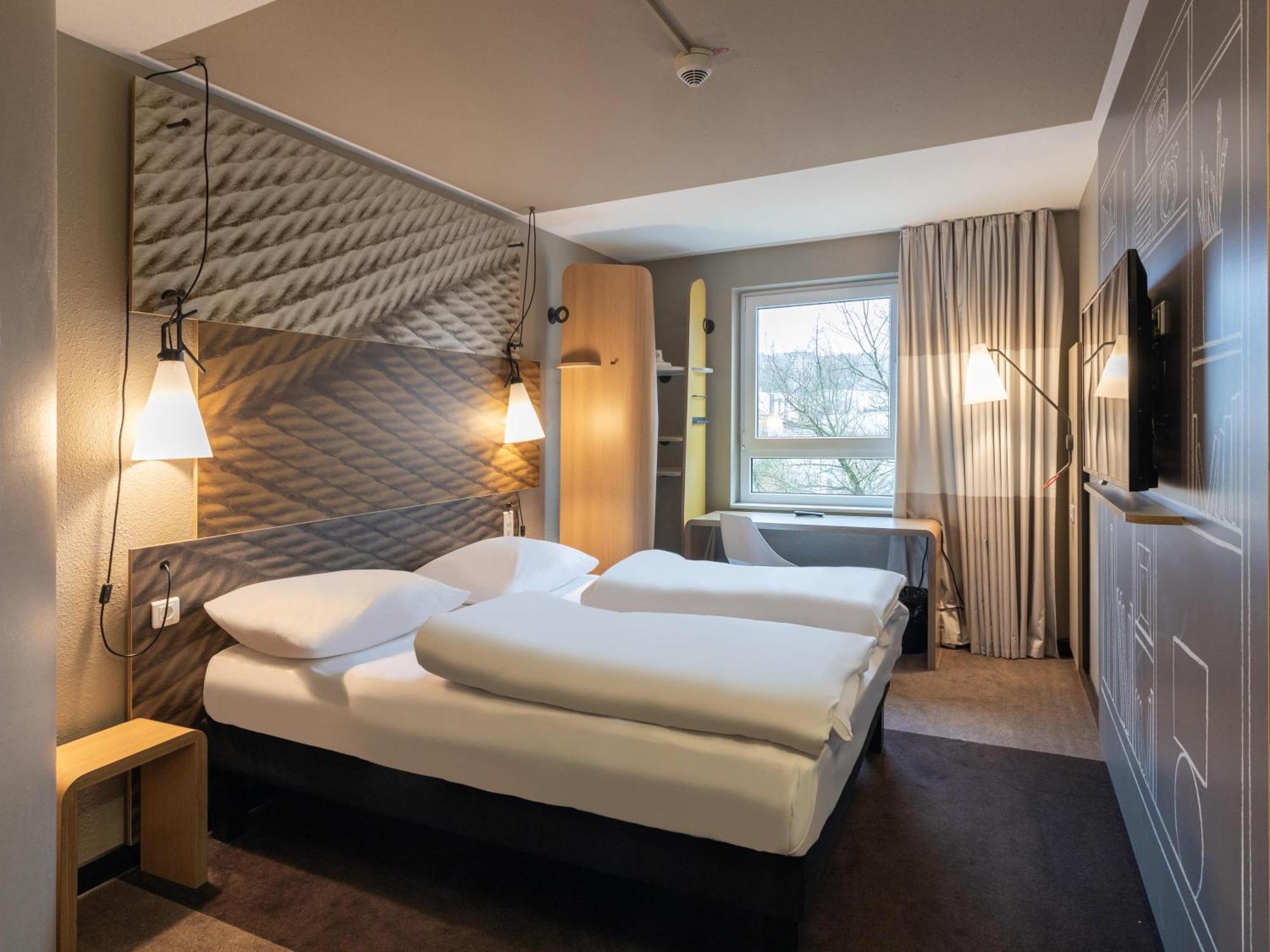 B&B Hotel Wuppertal-City Εξωτερικό φωτογραφία